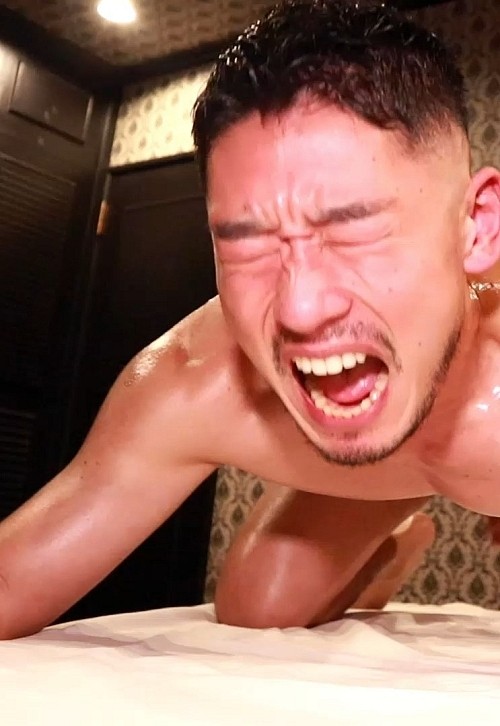 Yuki's Oil Massage